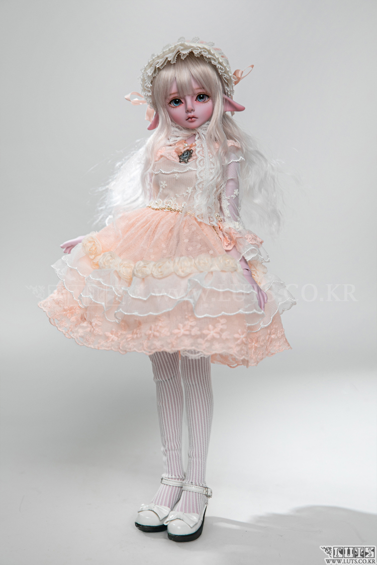 Luts kid bory elf nyc doll con exclusive