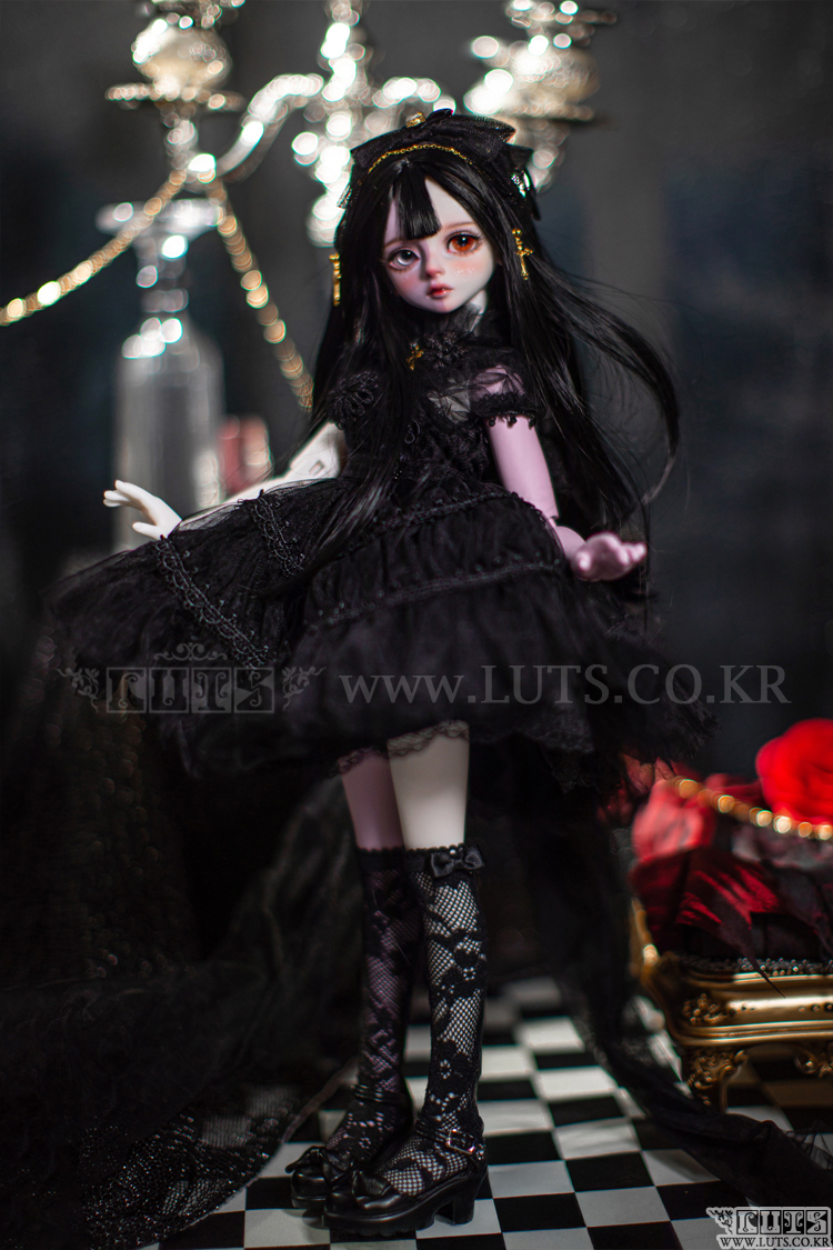 Luts kid bory half lw black nyc doll con