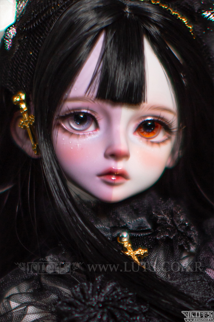 Luts kid bory half lw black nyc doll con