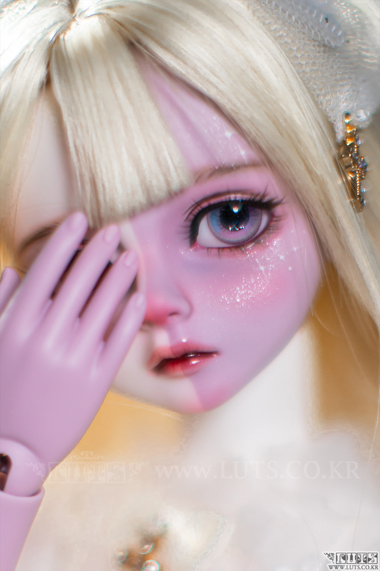 Luts kid bory half wl white nyc doll con 