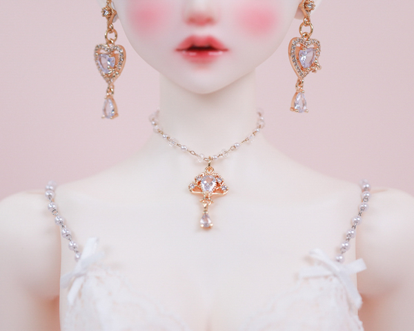 chicabi necklace