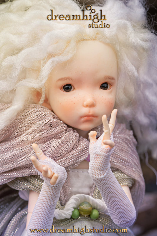 dreamhigh amalia lumiera porcelain hands