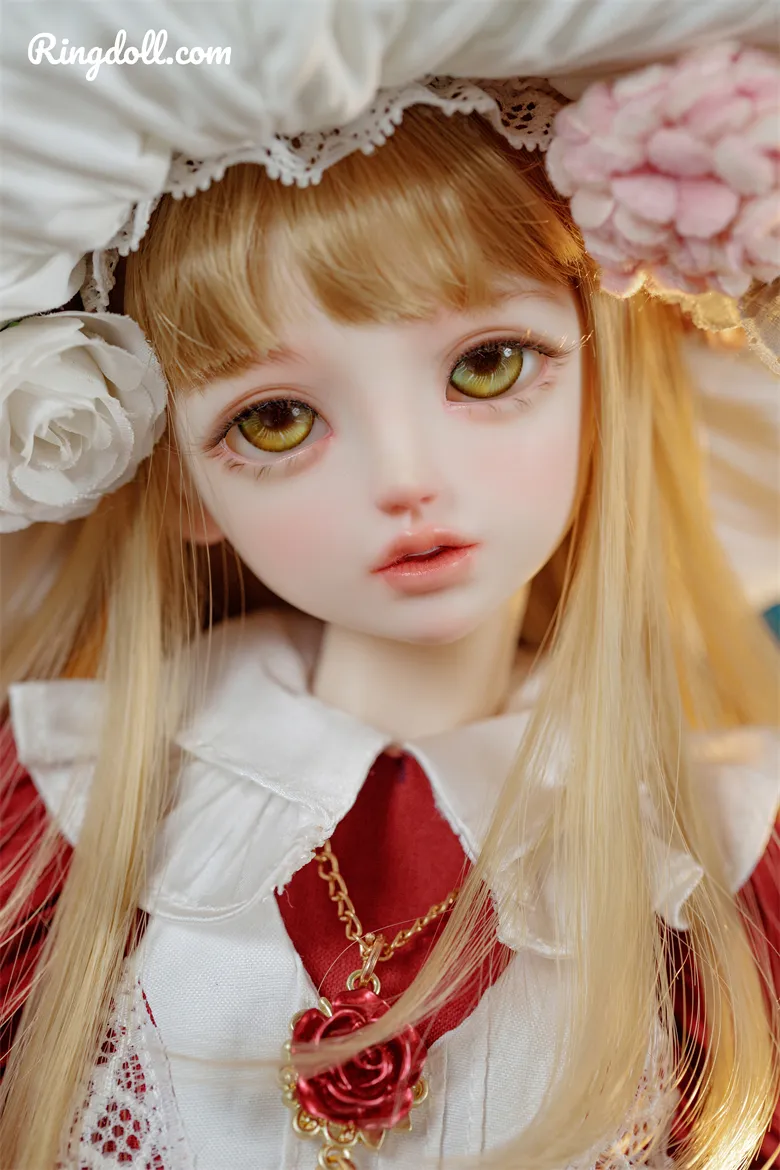 ring doll kid winnie