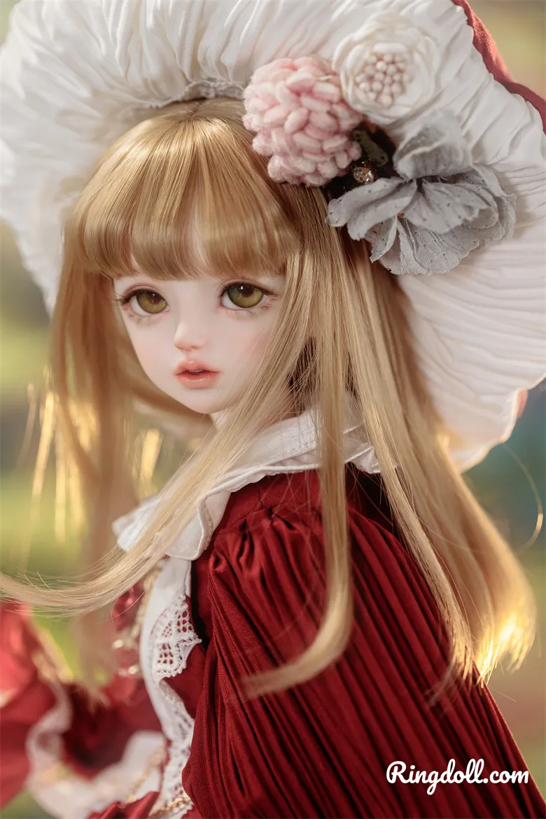 ring doll kid winnie