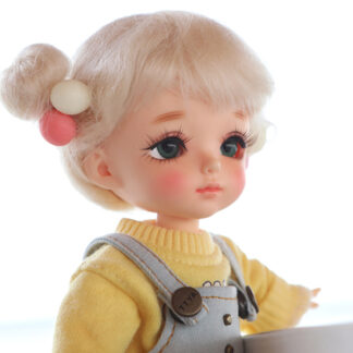 lati yellow ella