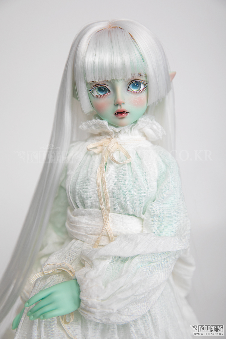 luts resin rose