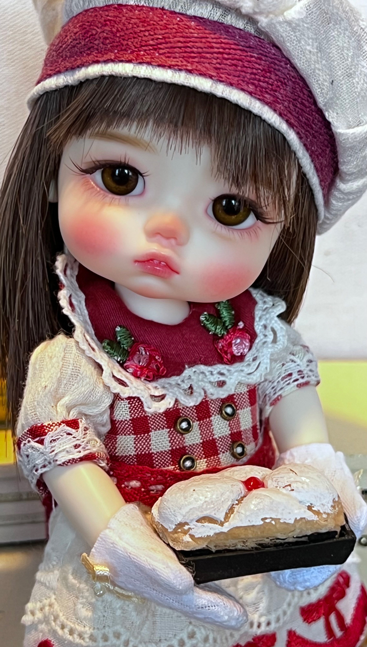 lati yellow full set chef lisa event