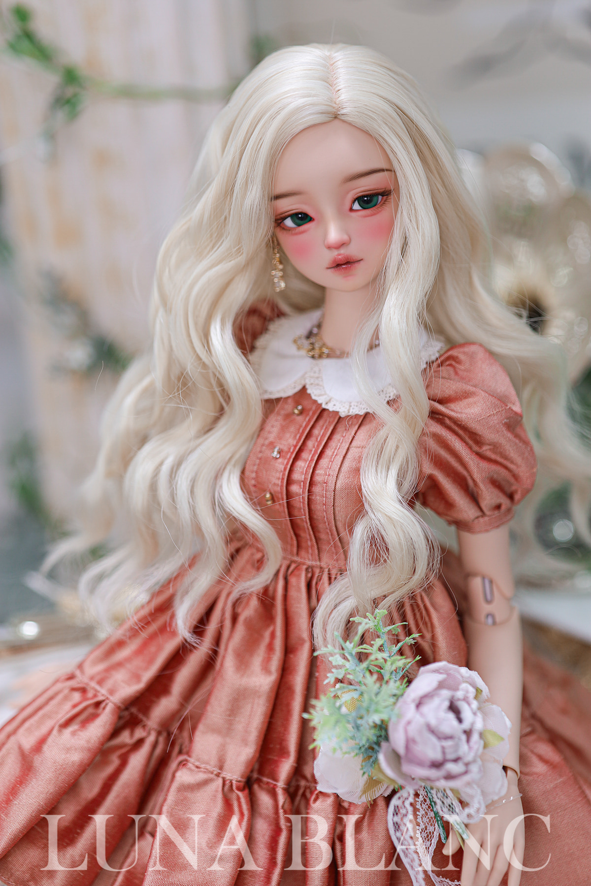 luna blanc hestia baby