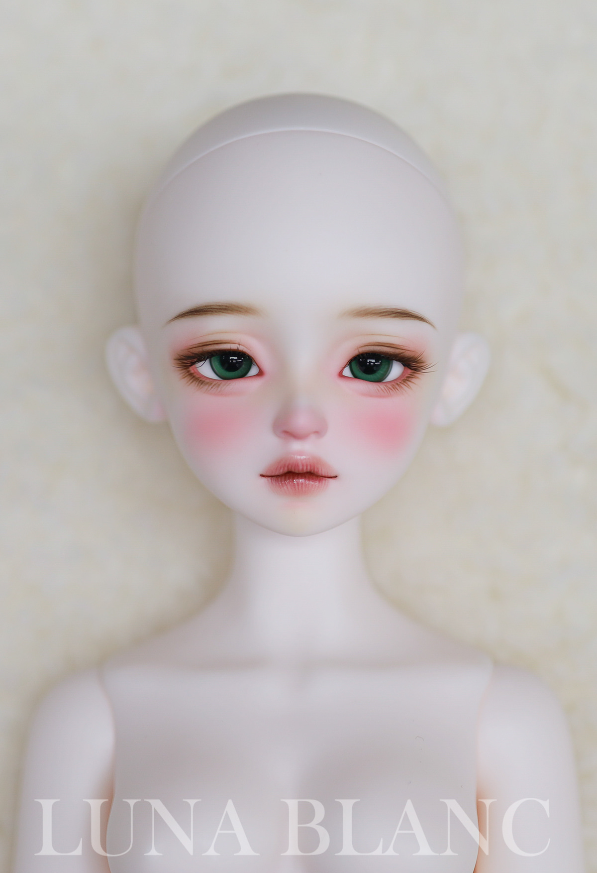 luna blanc hestia baby