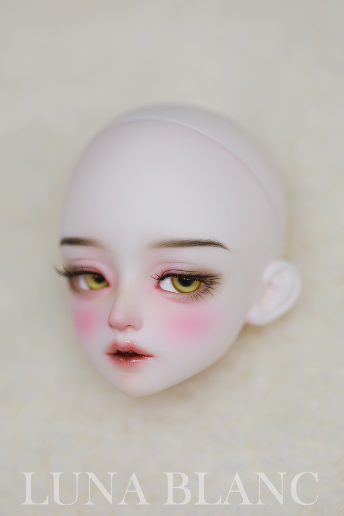 luna blanc kylie baby