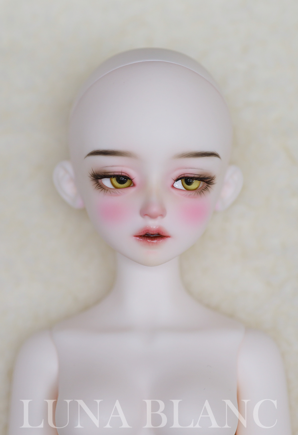 luna blanc kylie baby