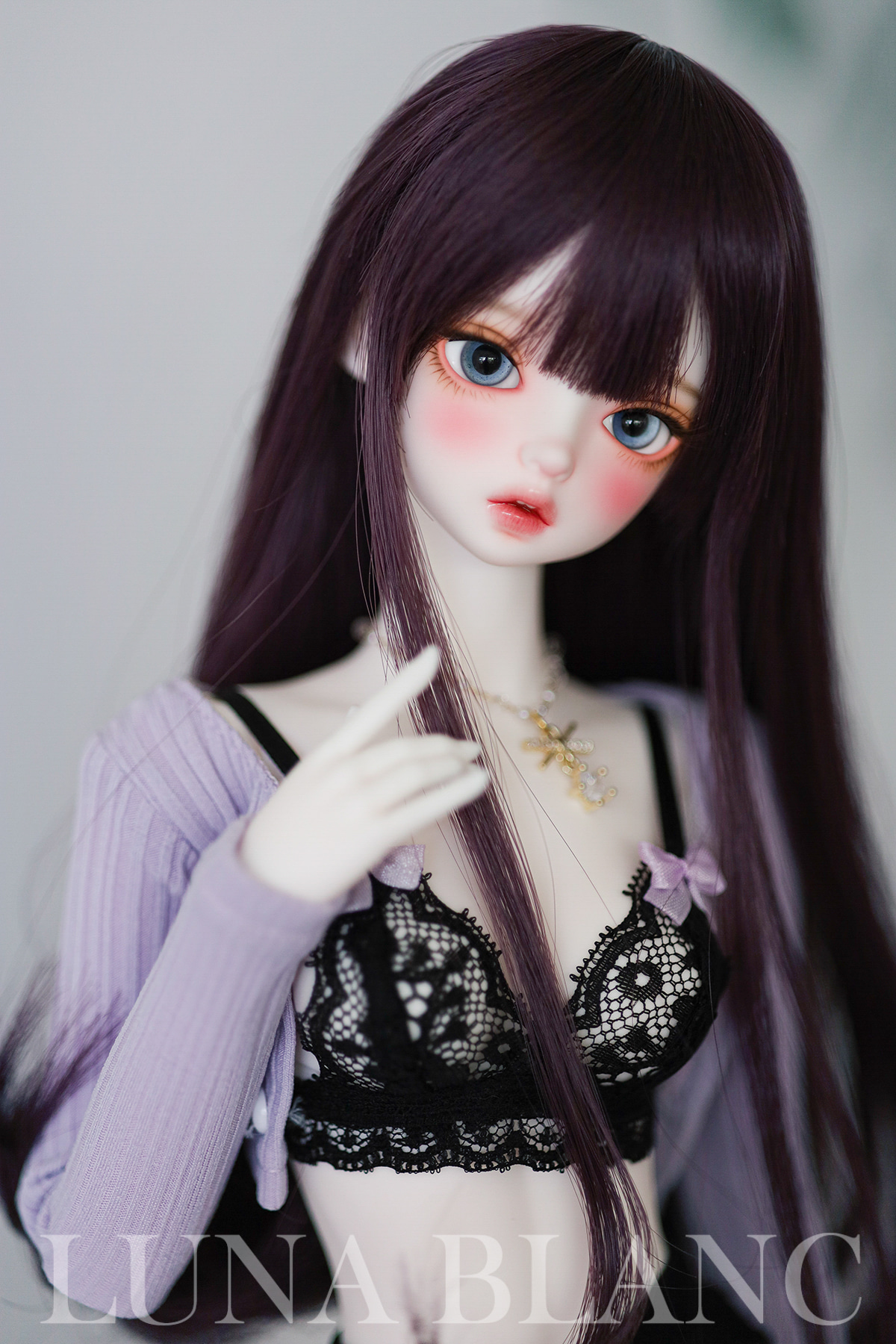 luna blanc seneca baby