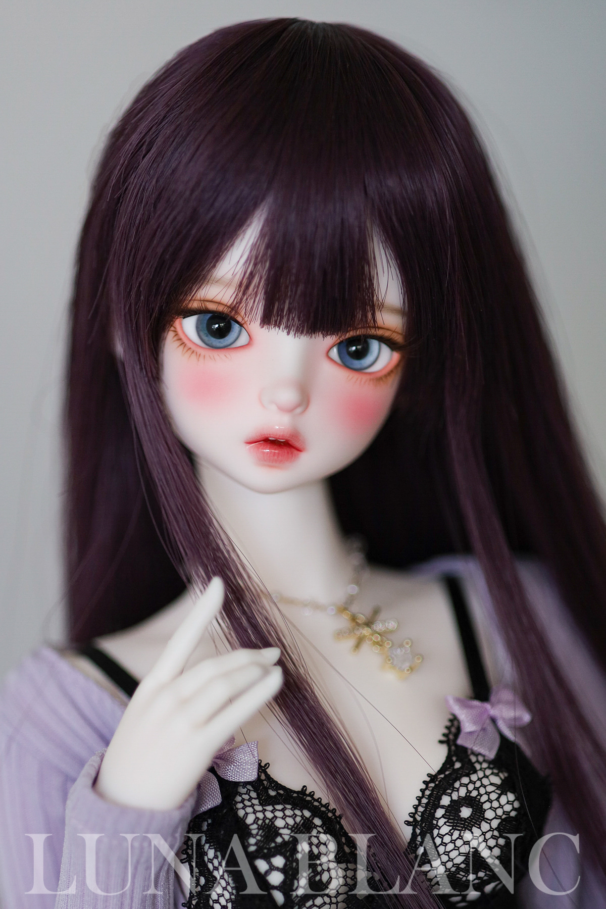 luna blanc seneca baby