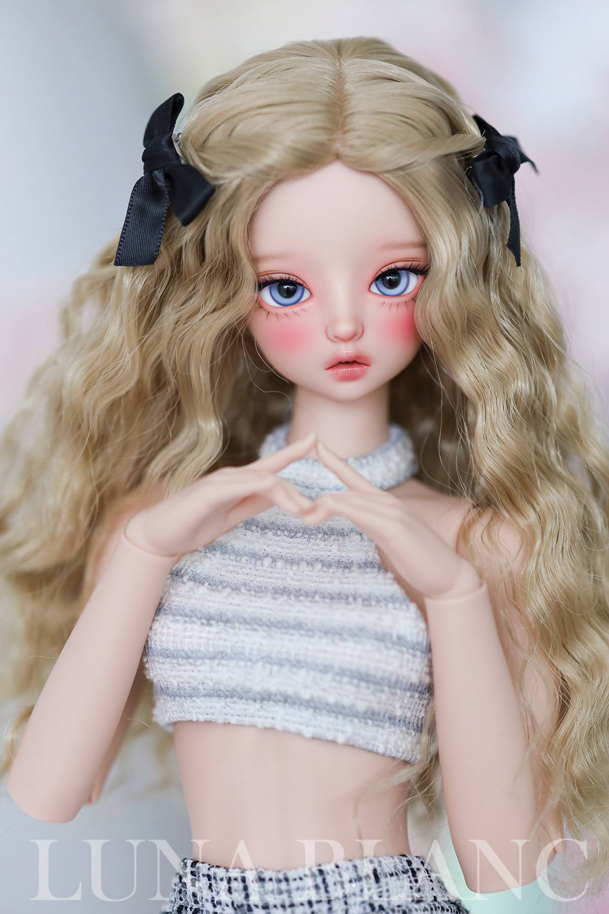 luna blanc seneca baby