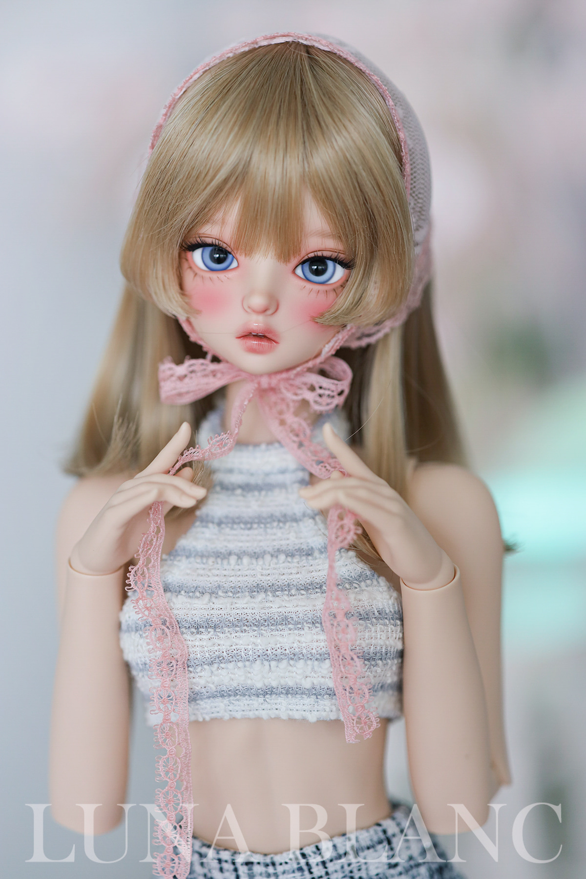 luna blanc seneca baby