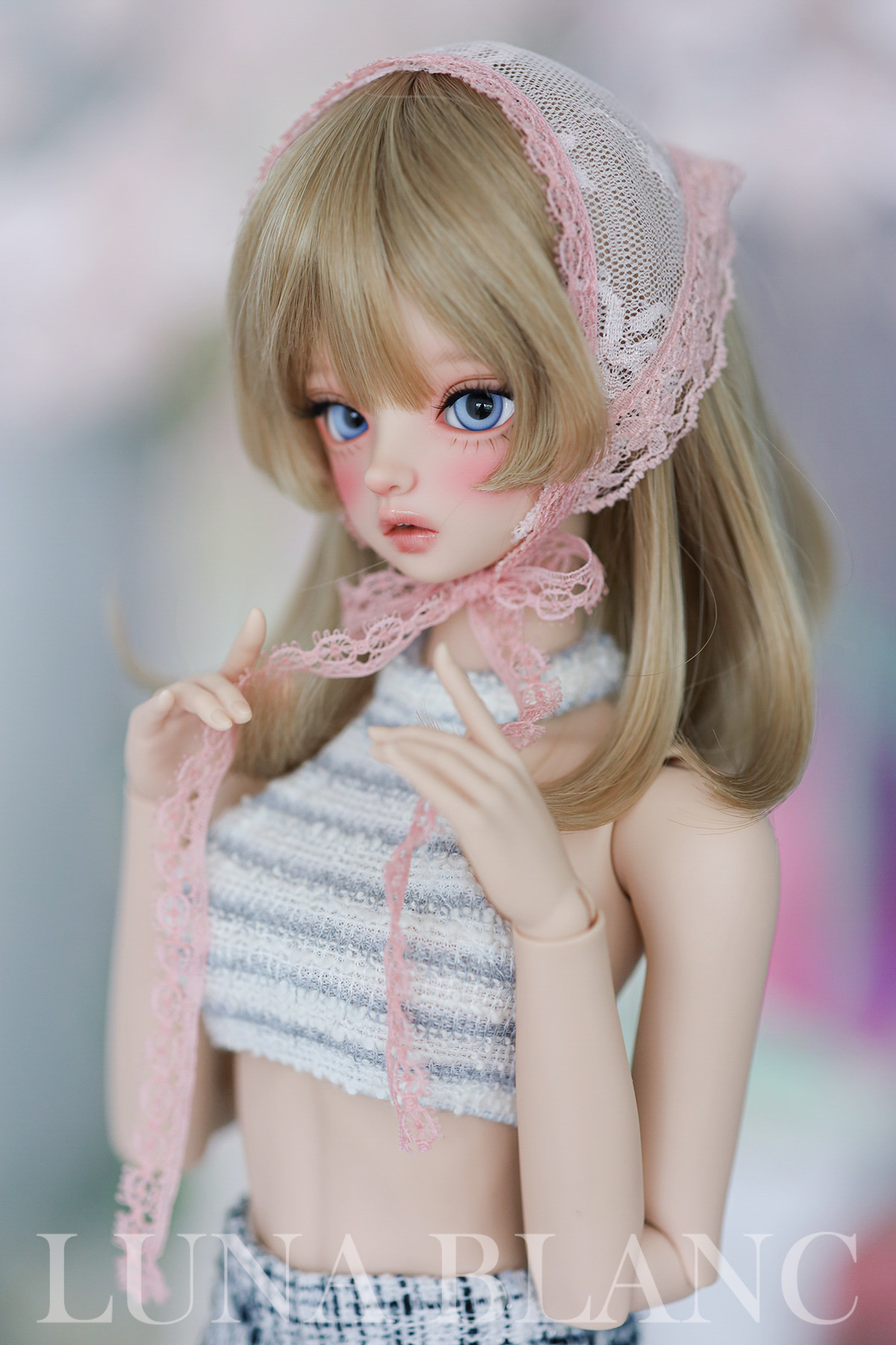 luna blanc seneca baby