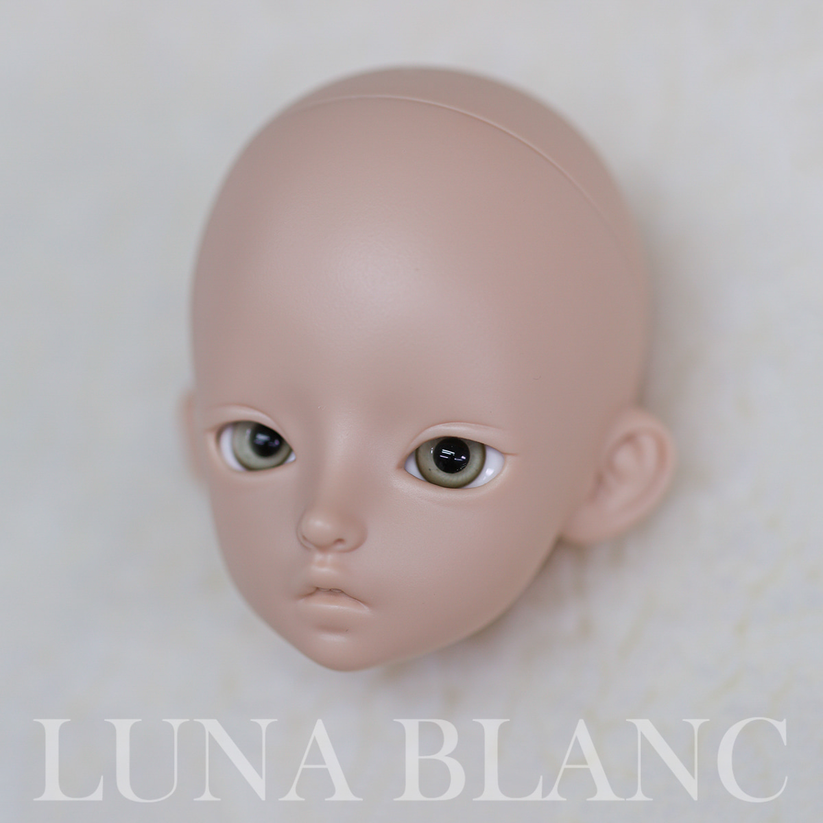 luna blanc seneca baby