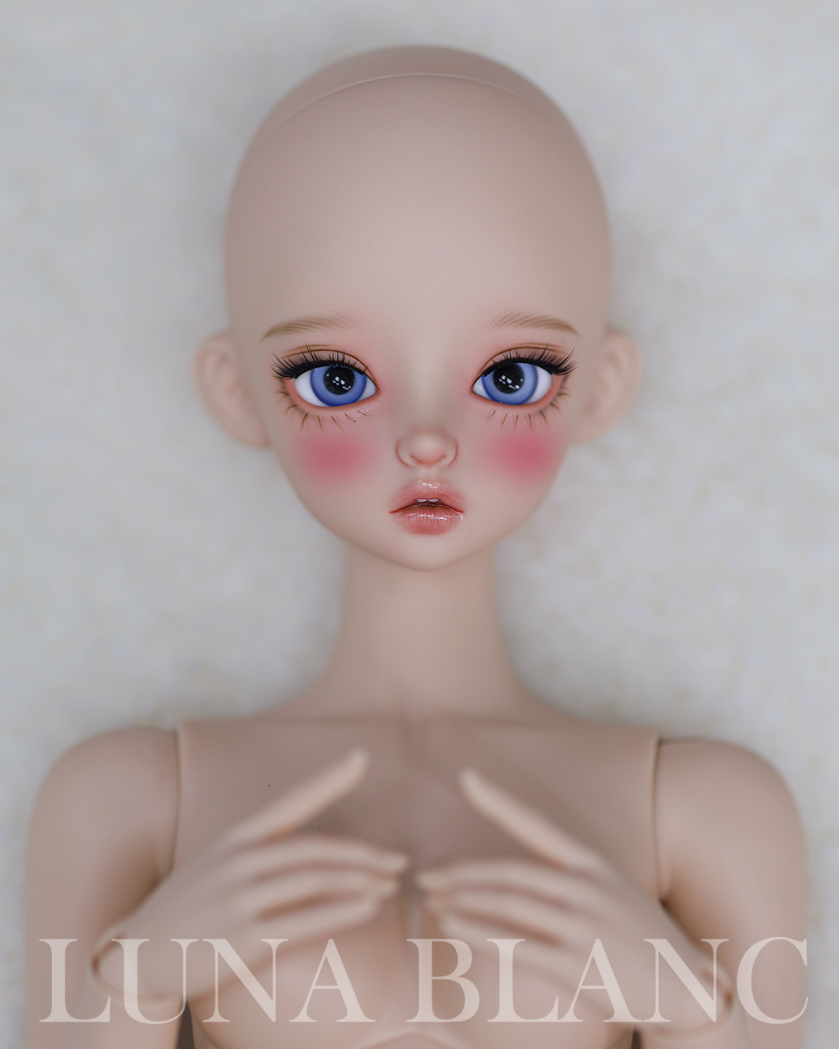 luna blanc seneca baby