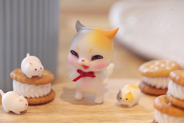 lati orange pet angry new calico cat