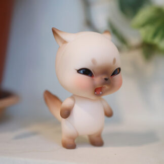 lati orange pet angry new cat